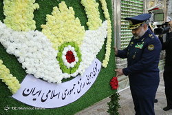 همایش هم اندیشی میهمانان خارجی شرکت کننده در جشن‌های فجر انقلاب