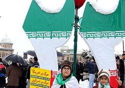 جشن پیروزی انقلاب در لهستان + فیلم