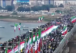 حضور پر شور مردم کرمان در راهپیمایی ۲۲ بهمن + فیلم
