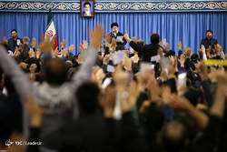 دیدار دست‌اندرکاران کنگره ۱۴ هزار شهید جامعه کارگری کشور با رهبر انقلاب