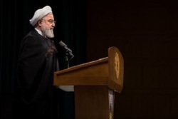 دیدار رئیس جمهور با زلزله‎زدگان کرمانشاه در شب سال تحویل +فیلم