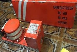 بارش برف با رنگی عجیب! + فیلم