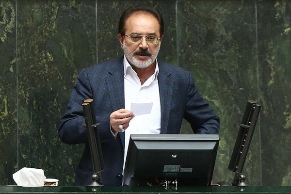 عثمانی: شما وزیر تامین اجتماعی نیستید، شما عامل تبعیض اجتماعی هستید!/ مقصودی: امروز وزارت کار و رفاه اجتماعی تعطیل است