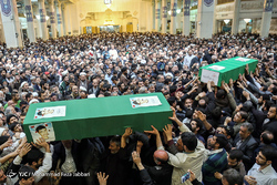 تشییع پیکرهای 2 شهید مدافع حرم در مشهد
