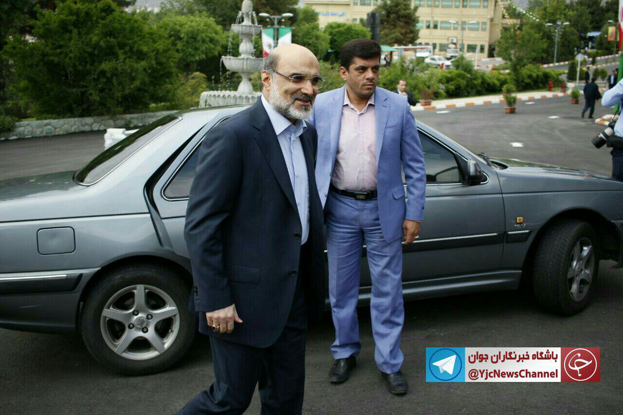 حاشیه‌های سومین مناظره انتخاباتی