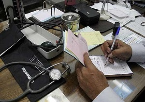 تجویز نسخ نجومی به دنبال وعده تور سفر‌های خارجی شرکت‌های واردکننده دارو