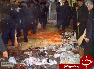 تصاویر کمتر دیده شده از عاشورای خونین حرم مطهر رضوی در سال 70