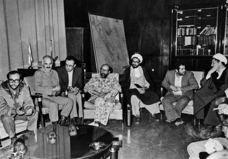 روایت امام خامنه ای از دانشمند شهیدی که در همه جا یک هدف را دنبال می‌کرد+عکس
