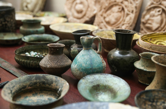 تجارت شوم و پر سودی تحت عنوان فروش تاریخ!/فضای مجازی،جولانگاه تاراج کنندگان میراث ایران زمین