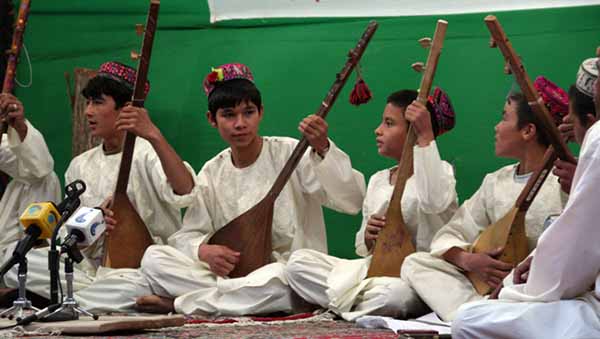 برگزاری جشنواره دمبوره در بامیان