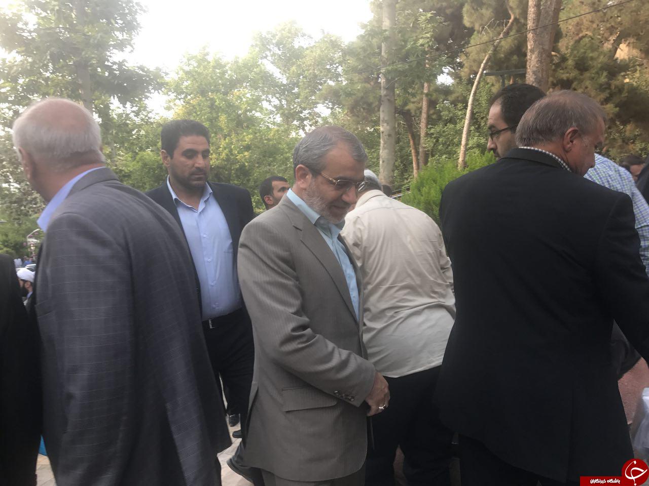 چه شخصیت‌هایی در مراسم ترحيم همسر ايت الله علم الهدى حضور دارند