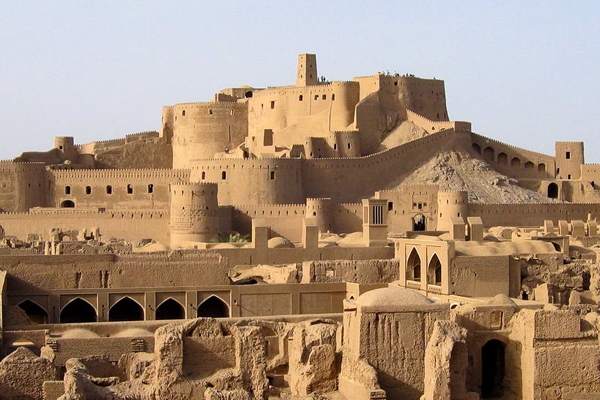 کشف بخشی از سامانه آبرسانی مجموعه ارگ بم