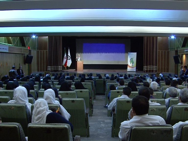همایش گفتمان سازی اجتماعی شدن مبارزه با مواد مخدر در تبریز