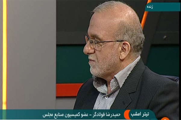 رضا شیوا: شورای رقابت وارد قیمت گذاری خودرو نمی شود /ملکی: دادن جواز ساخت پراید 17 میلیون تومانی یعنی جواز تصادف در جاده