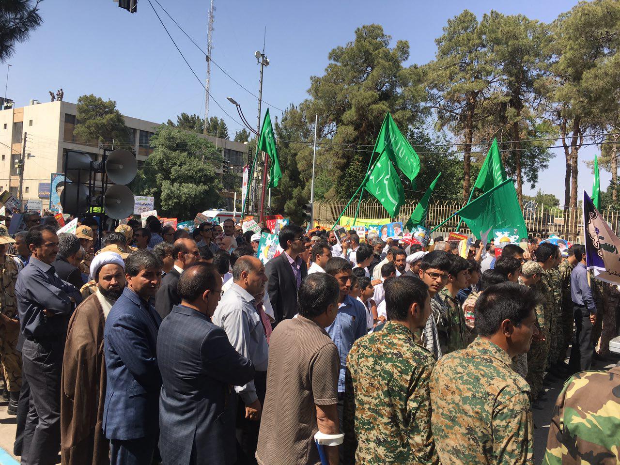 حضور ورزشکاران کرمانی در راهپیمایی روز قدس 96 به روایت تصویر