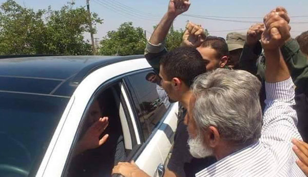 عیادت بشار اسد و همسرش از مجروحان روستاهای حماه + تصاویر