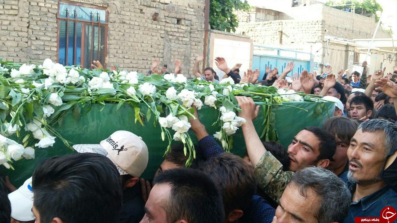 پیکر «محمد رضایی» از شهدای مدافع حرم تشییع شد + عکس