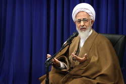تصاویر هوایی از رسیدن نیروهای عراقی به مرز سوریه + فیلم
