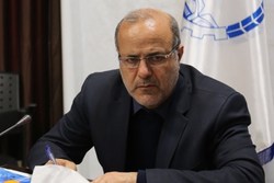 دفاع تمام قد رئیس دانشگاه آزاد از دانشجوهای معترض + فیلم