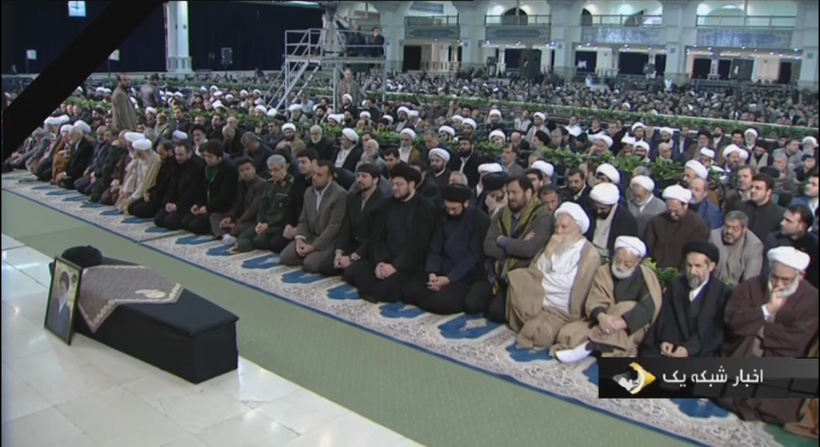رهبر انقلاب بر پیکر آیت الله هاشمی‌شاهرودی نماز اقامه کردند/آغاز مراسم تشییع پیکر مرحوم آیت‌الله هاشمی شاهرودی