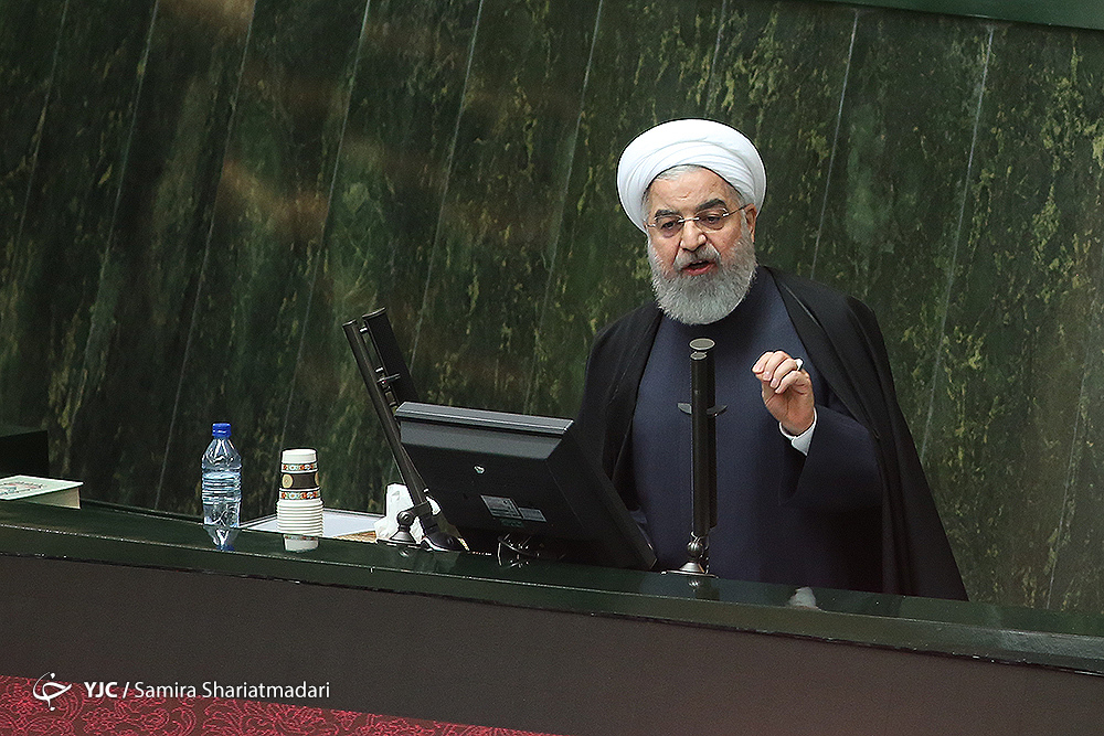 روحانی: / نمکی از مجلس رای اعتماد گرفت