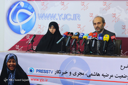 استقبالی پرشور از بانویی مقاوم و آزاده در فرودگاه امام خمینی (ره)