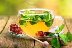 بازدید از مساجد و کلیساهای کهن در آذربایجان غربی + فیلم