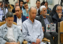 مستندی که تصویر واقعی آمریکا در مبارزه نمایشی با داعش را نشان می دهد + فیلم