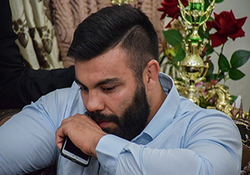 شکست امیر علی‌ اکبری از یک کودک + فیلم
