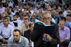 اقامه نماز عید فطر در مصلی همدان