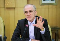 تصادف دلخراش راننده موتور با کامیون به دلیل اشتباه محاسباتی + فیلم