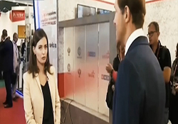 ضایع شدن خبرنگار آمریکایی حین زیاد کردن پیازداغ طوفان فلورنس + فیلم