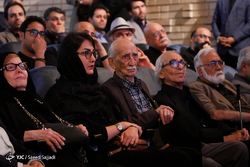 با کمال الملک سینمای ایران در روز تولد ۸۴ سالگی