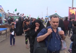 راهپیمایی دانشجویان از دانشگاه تهران به سمت بیت رهبری در اربعین حسینی + فیلم