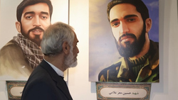 استقبال از پیکر ۴۶ شهید دوران دفاع مقدس در مرز مهران + فیلم