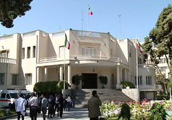 بخش خبری با خبرنگاران جوان مورخ پنجم دی ۹۷ + فیلم