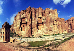 بلندترین آبشار درون ساختمانی در فرودگاه سنگاپور + فیلم