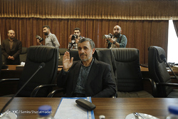 نشست هم اندیشی شاعران آئینی