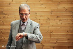 مناظره محمود صادقی و سیدمحمد حسینی