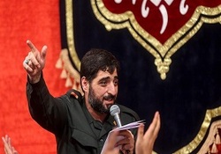 روضه‌خوانی دیدنی برای مادر ۳ شهید آسمانی + فیلم
