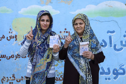 انتخابات مجلس شورای اسلامی و مجلس خبرگان در قم و مشهد