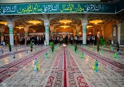 حال و هوای کار و تلاش روزه داران در گرمای آبادان + فیلم