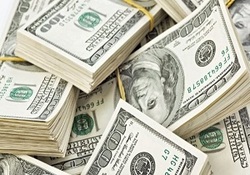 خواهش وزیر اقتصاد برای بازگرداندن ارز صادراتی/ ۳۰ میلیارد دلار ارز صادراتی به کشور بازنگشته است + فیلم