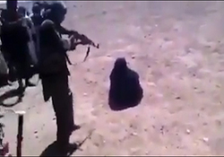 در رفتن کنترل اسلحه که مرگ را جلوی چشمان یک سرباز آورد + فیلم