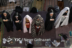 دیدار مسئولان نظام و سفرای اسلامی با رهبر انقلاب