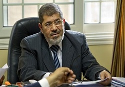 گریه رئیس جمهور سابق ‎تونس برای محمد مرسی در آنتن زنده + فیلم