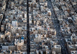 حذف تدریجی مبلمان از لیست نیازهای منازل/ اهمیت چند برابری خوراک و پوشاک نسبت به وسایل خانه‌ها + فیلم