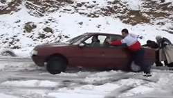 اولین برف زمستانه در زنجان + فیلم