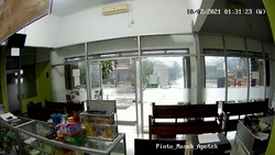 سقوط وحشتناک افراد از یک دستگاه بازی در شهربازی در چین + فیلم