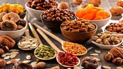 گردو چه خواصی برای بدن دارد؟ + فیلم